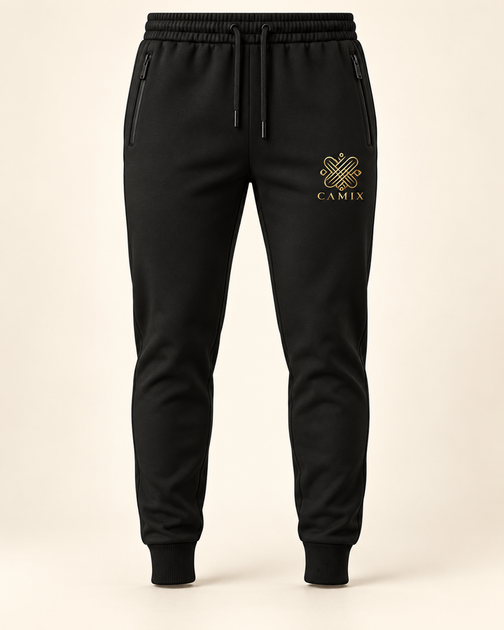 CAMIX jogger — zwarte uitvoering met gouden logo, digitale productvisual
